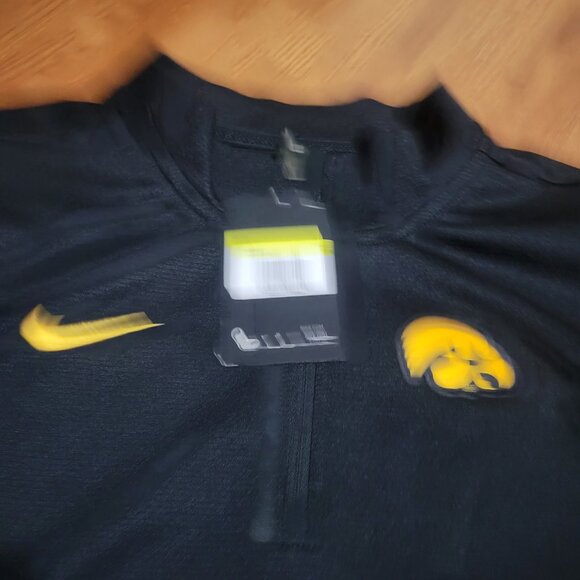 Nike Iowa Hawkeyes Black Gold Dri Fit 1/4 Zip Football L/S Shirt jersey Small S - Picture 3 of 9